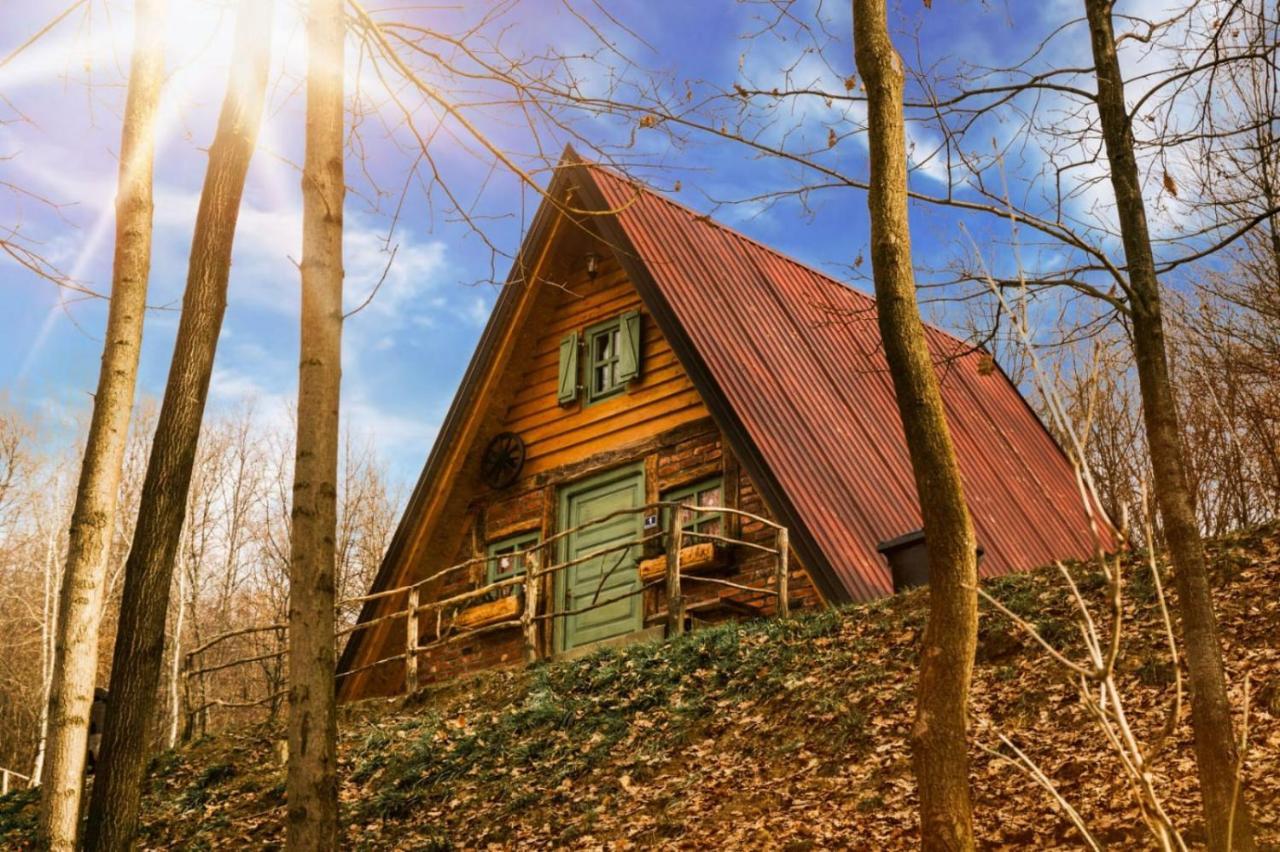 Etno Village Dolina Sreće Vitez Esterno foto