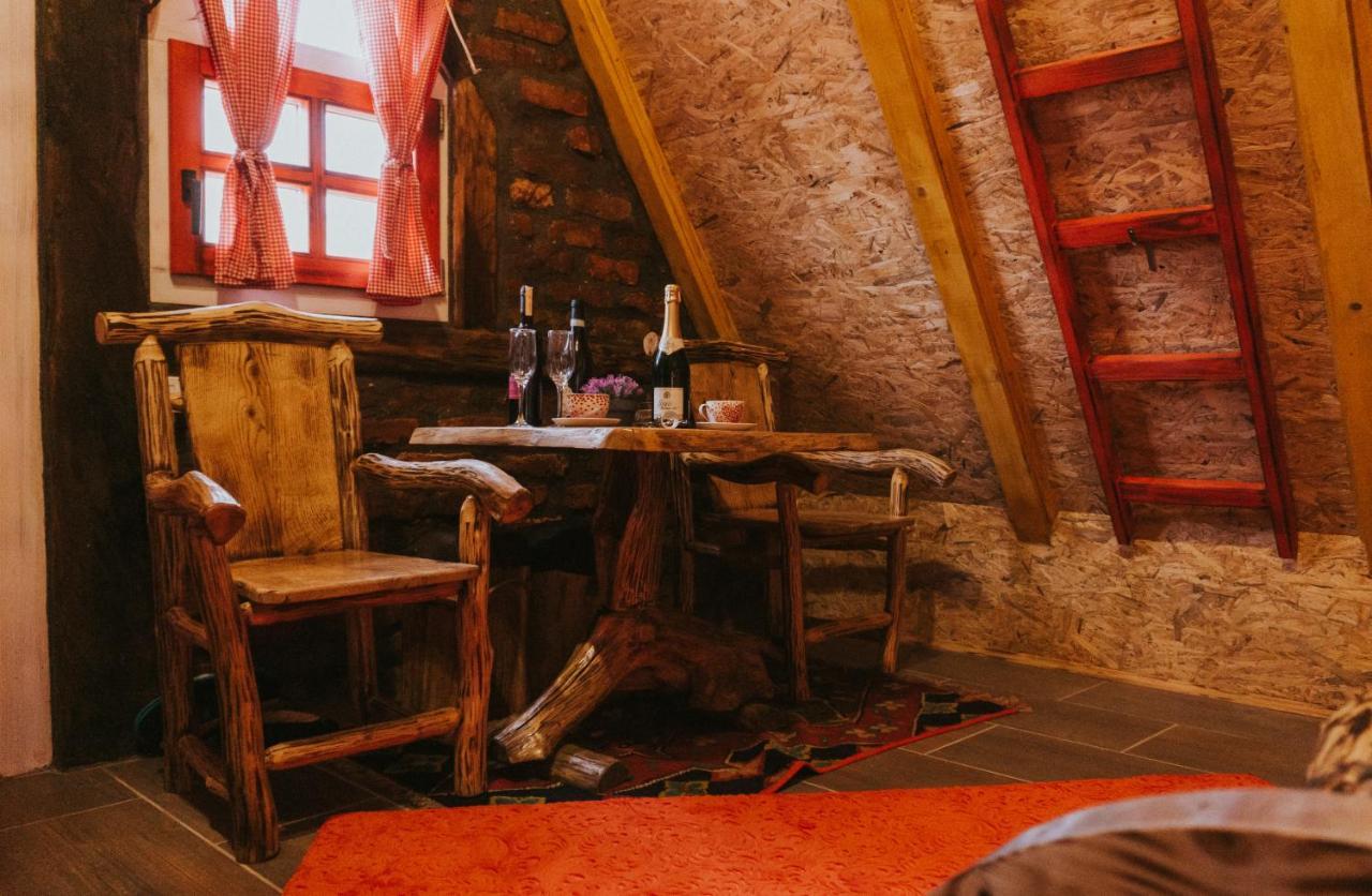 Etno Village Dolina Sreće Vitez Esterno foto