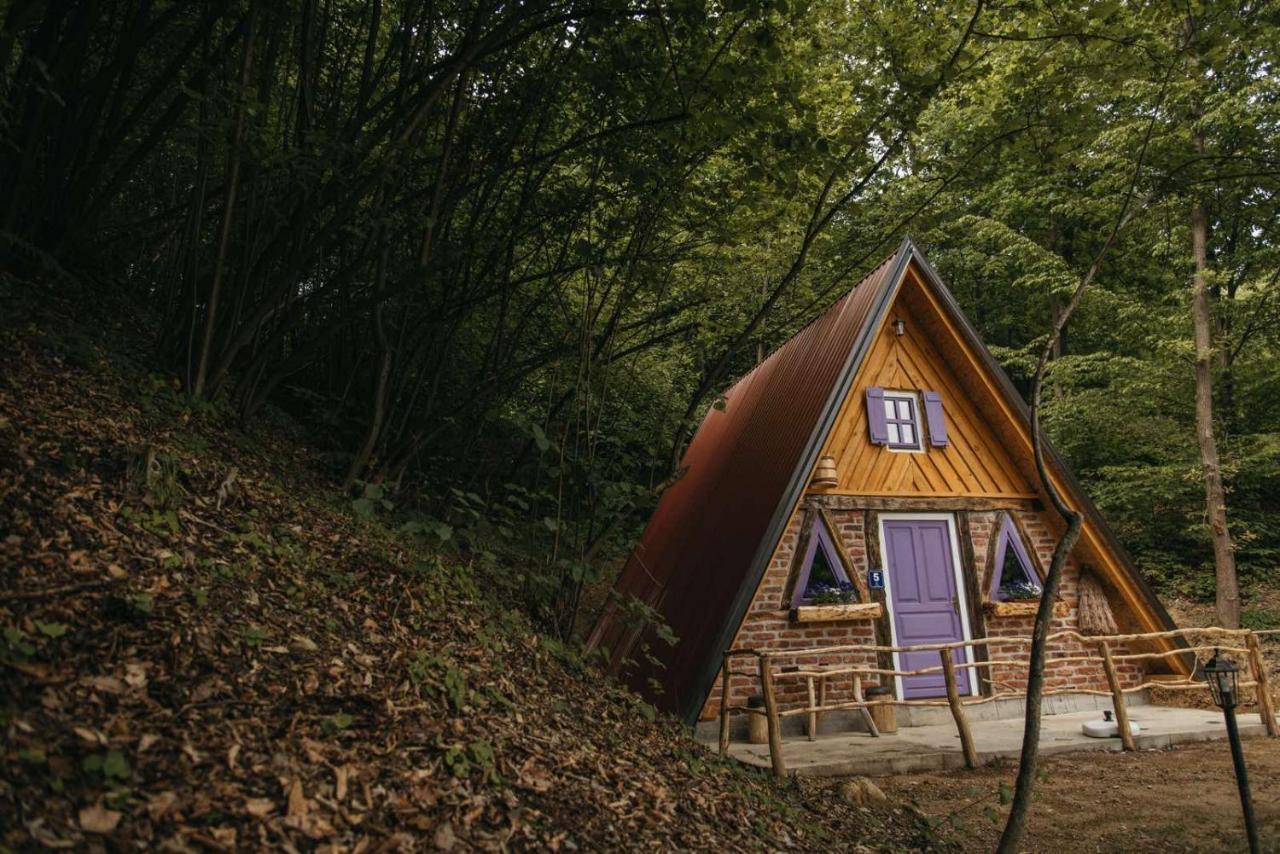 Etno Village Dolina Sreće Vitez Esterno foto