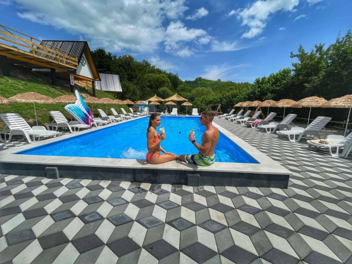 Etno Village Dolina Sreće Vitez Esterno foto